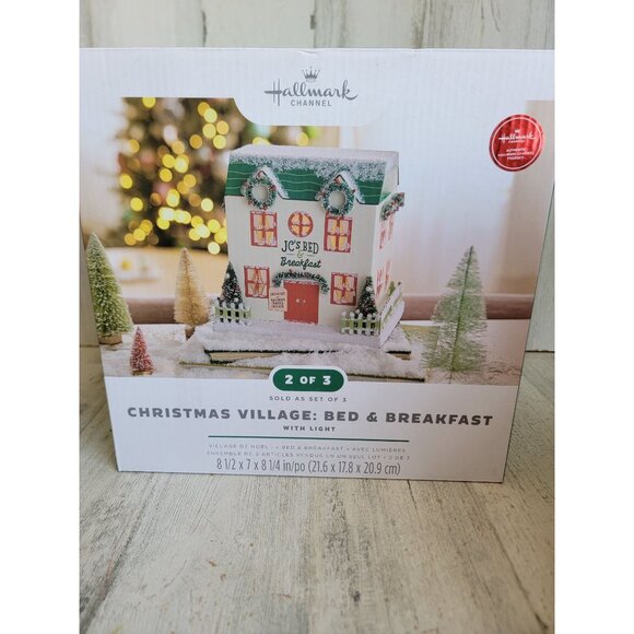 Hallmark Bed Breakfast Christmas Village house light up Xmas decor - Picture 10 of 10